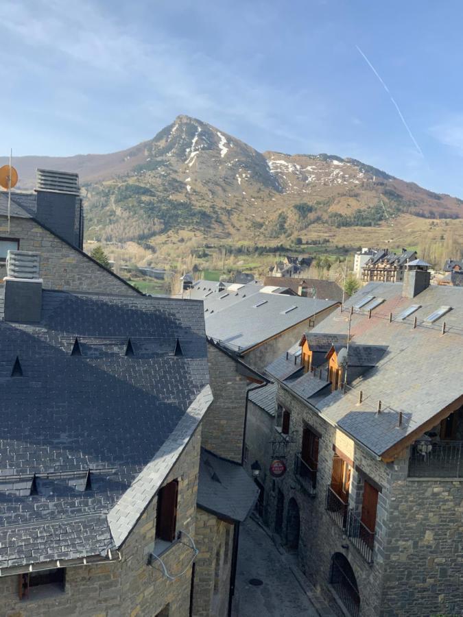 Esplendido Atico En Sallent Con Vistas Sallent de Gállego Eksteriør bilde
