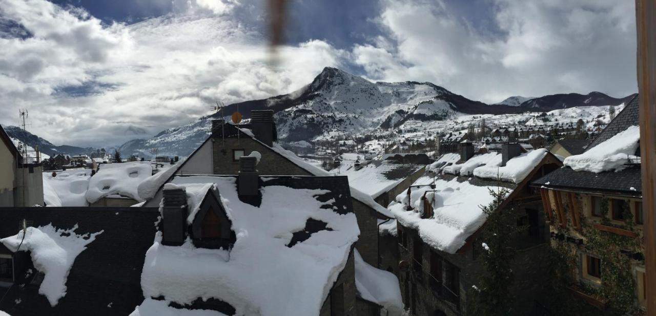 Esplendido Atico En Sallent Con Vistas Sallent de Gállego Eksteriør bilde